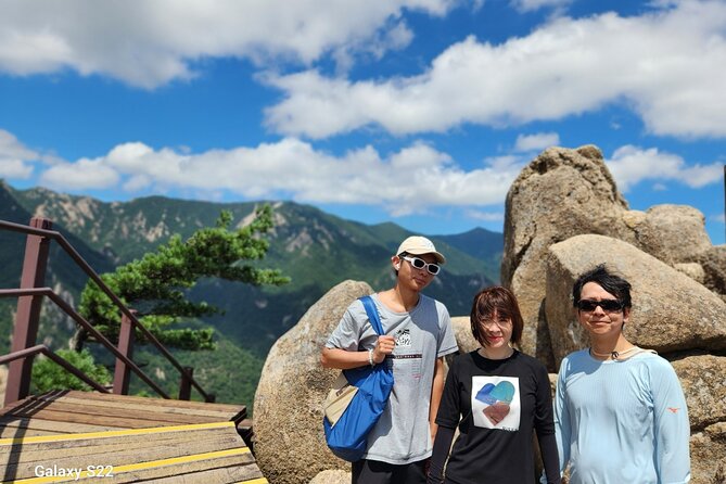 2-Day Hike through the Scenic Valleys of Mt. Seoraksan from Seoul - Day 2: Naksansa Temple, Gwongeumseong Fortress, and Coastal Views
