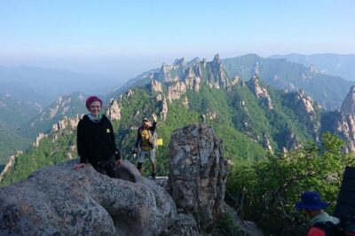 2-Day Hike through the Scenic Valleys of Mt. Seoraksan from Seoul
