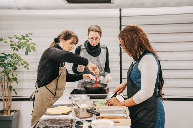 2-Hour Private K Cooking Class - Afternoon alcohol culture and drinking games: fun, but choose your comfort level