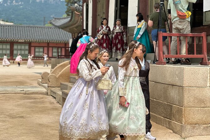 Best Seoul City Tour (Gyeongbokgung Palace,Insadong,Namsan Tower) - A one-day Seoul loop built around the places you actually need