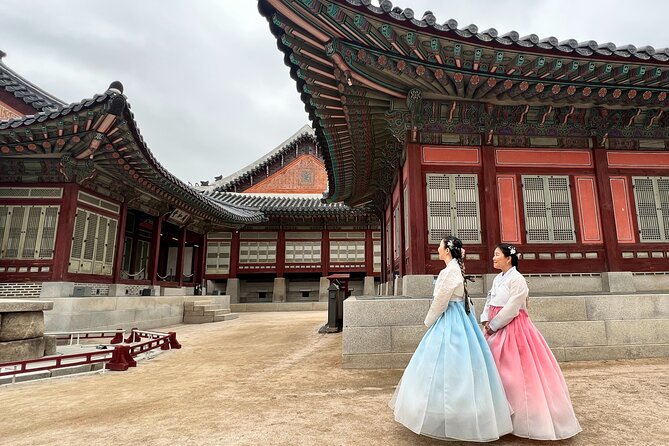 Best Seoul City Tour (Gyeongbokgung Palace,Insadong,Namsan Tower) - Cheongha Ginseng Museum: culture stop or storefront?