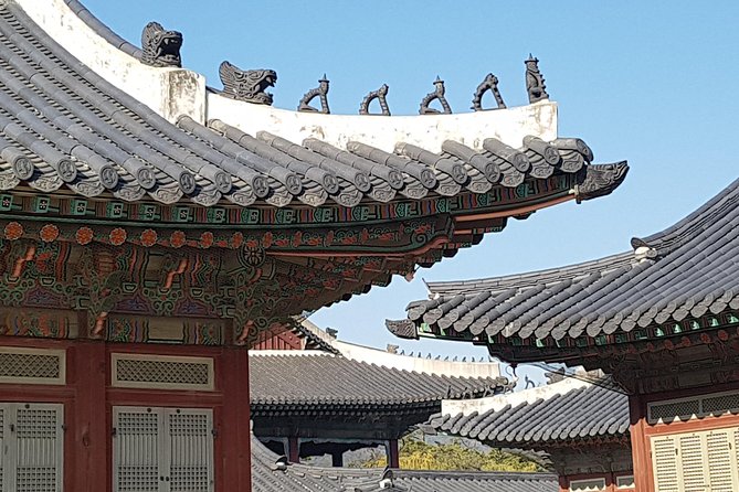 Best Walking Tour to Gyeongbok Palace Bukchon Hanok Village - National Folk Museum: turning buildings into daily life