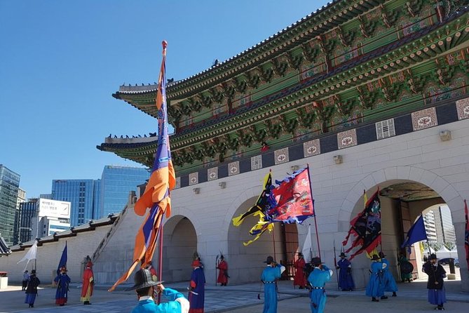 Best Walking Tour to Gyeongbok Palace Bukchon Hanok Village - Price and value: what $88 buys you in real terms