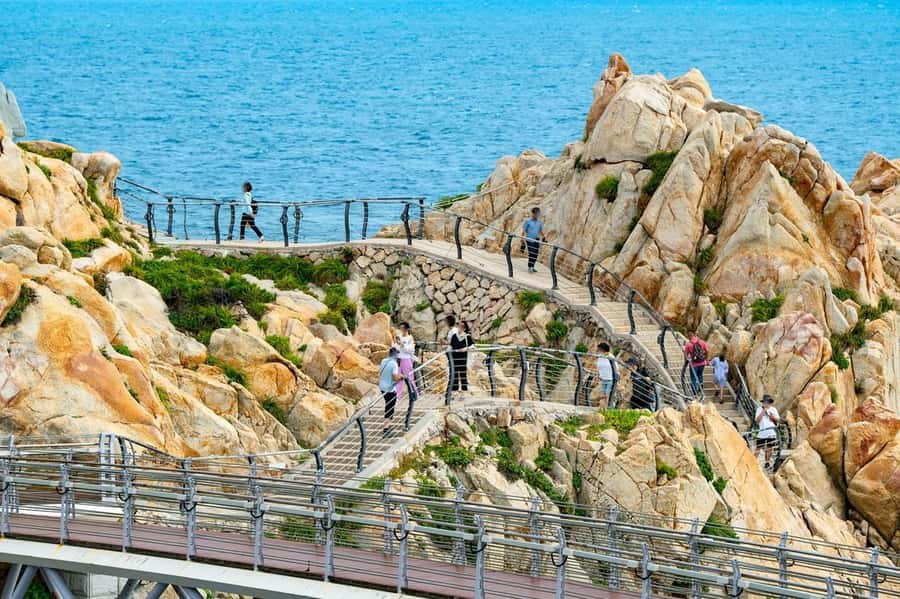 Busan: 7 Highlights Gyeongju City One Day Tour - Bulguksa Temple and the stone pagodas you actually recognize