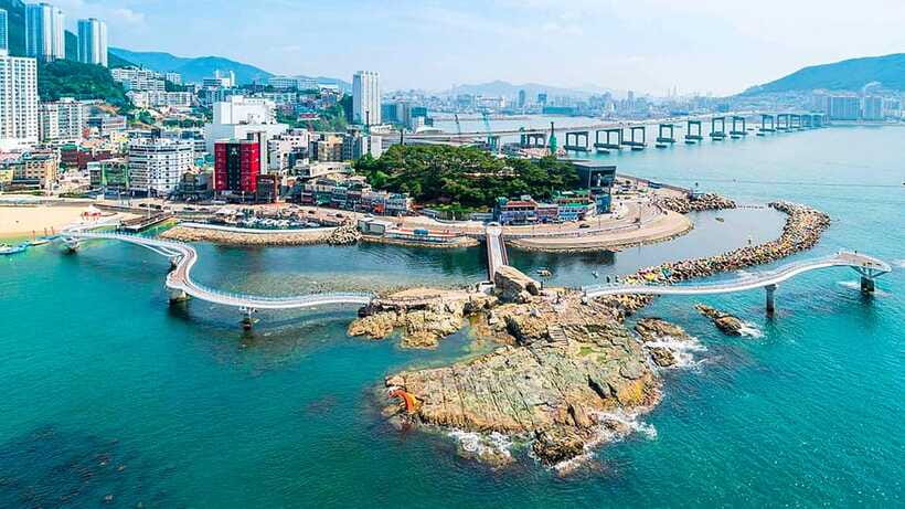 Busan: Busan 9 Highlights Tour - Songdo Beach and Skywalk, with an optional Cable Car