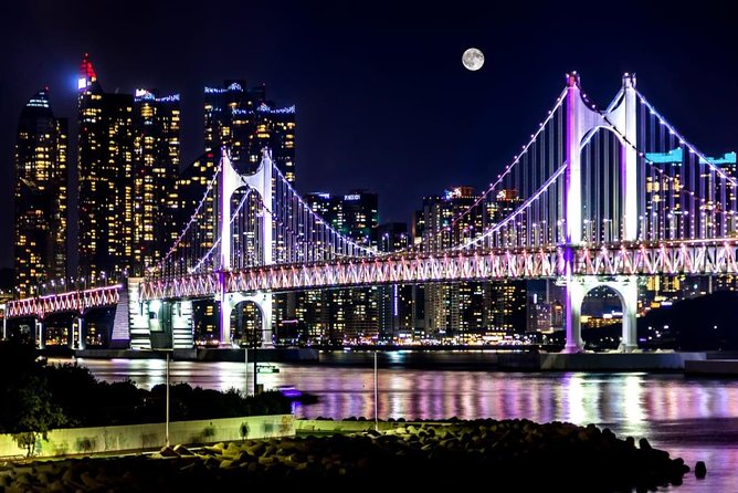 Busan by Night - Marine City: quick skyline close-up before you head back