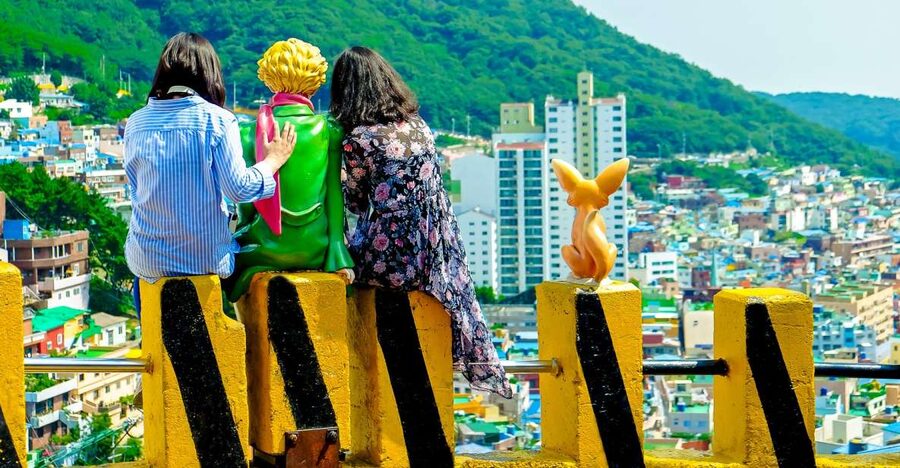 Busan: Day Trip with Gamcheon Culture Village and Sky Walk - Lunch, entrances, transport, and guide support: where the money goes