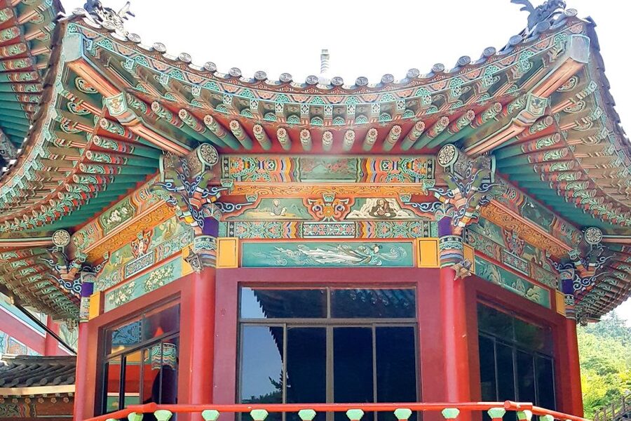 Busan: Day Trip with Gamcheon Culture Village and Sky Walk - Yeongdo Bridge and Samwang Temple: bridge mechanics and lantern culture