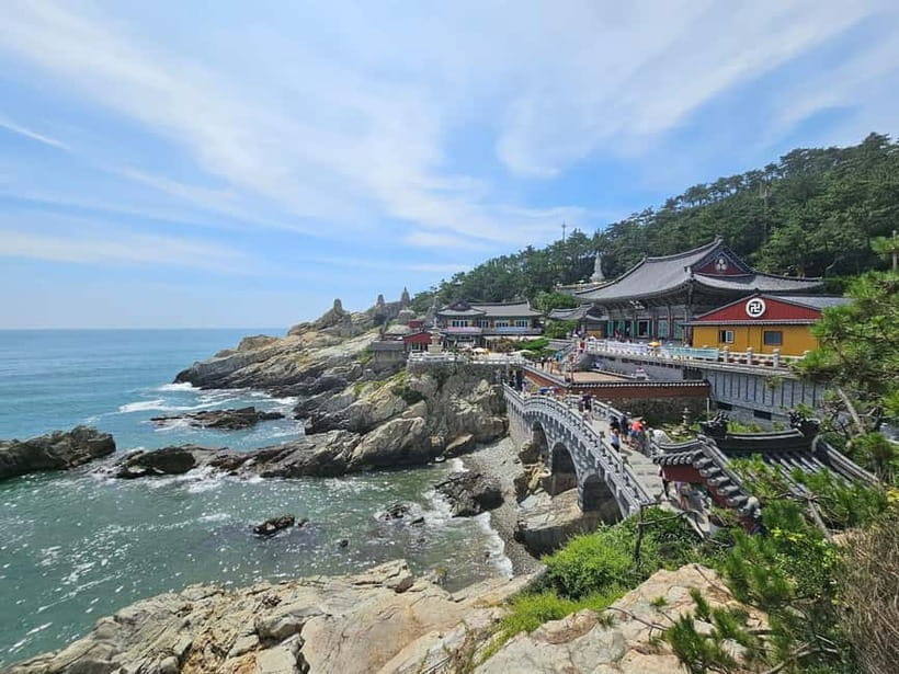 Busan: Day Trip with Gamcheon Culture Village and Sky Walk - Songdo Sky Walk: the ocean trail you can enjoy without getting wet