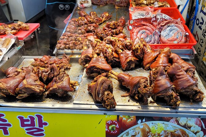 Busan Dialect Class with local snack - Busan Dialect Phrases You Can Use Right Away at the Market