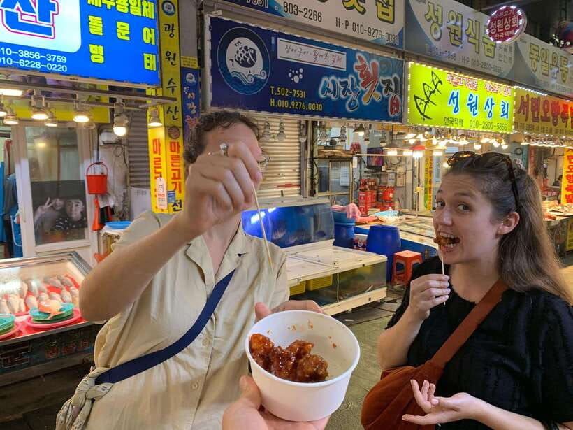 Busan: Food Market Tour. Smash Seafoods and Street foods - Key things I’d pay attention to before you go
