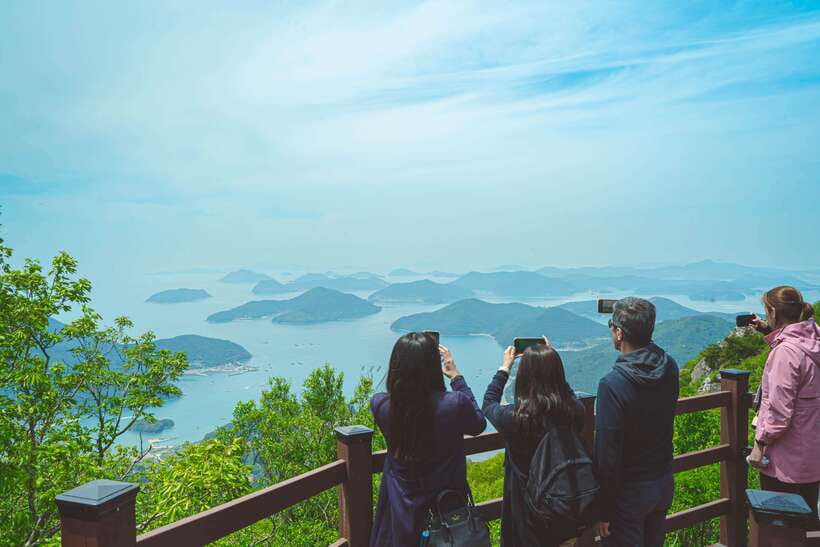 Busan: Geoje Coastal Escape, Sea Breeze, Oedo Botania Island - Key things to know before you go