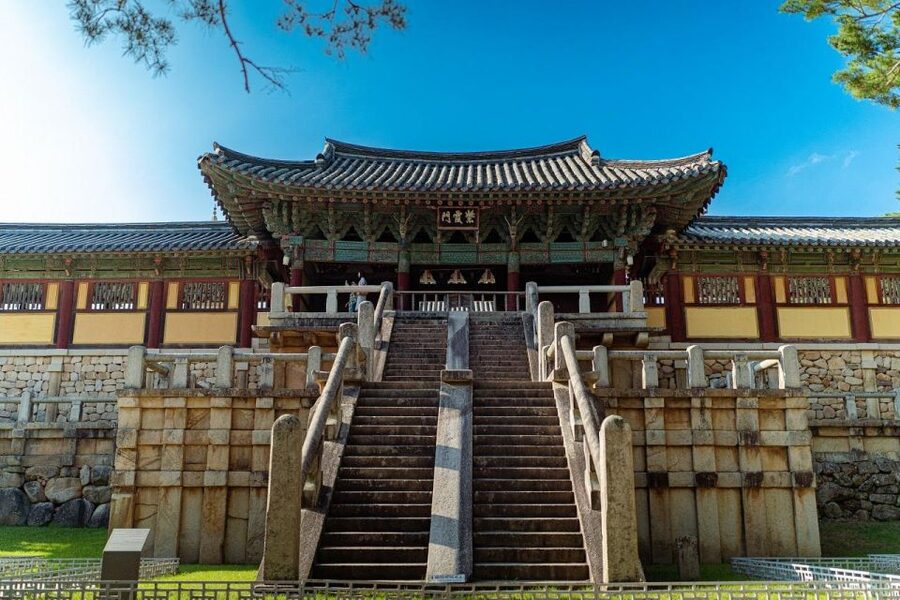 Busan: Gyeongju Guided Day Trip to Three Kingdoms Capital - Seokguram Grotto and Cheomseongdae: Choose Your UNESCO and Science