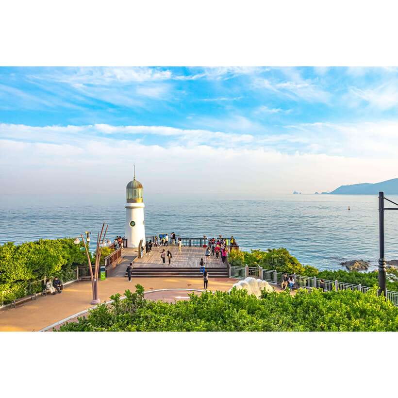 Busan: Haeundae 100-Minute Walking Tour - Haeundae Beach: A Pretty Shore With War-Era Context