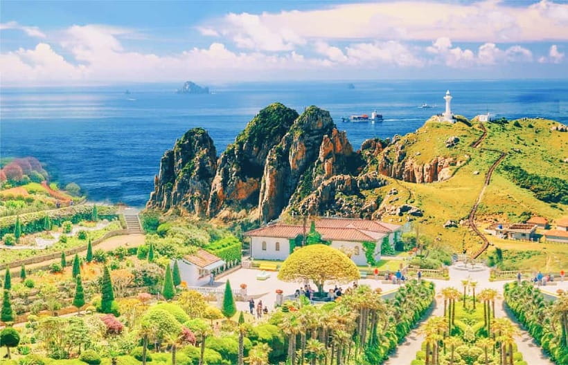 Busan: Hidden Gem Geoje & Oedo Botania Island & Cable car - Haegeumgang Lion Rock: a quick stop with strong photo payoff