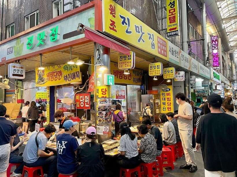 Busan: Hidden Gems Private Tour with a Certified Guide - Gamcheon Culture Village: colorful houses, art streets, and BTS murals