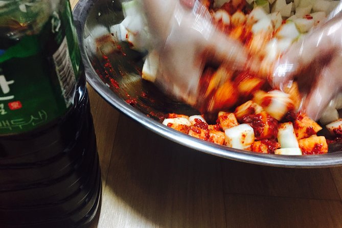 Busan Kkakdugi(Korean radish Kimchi) class with various options - The Beach Photo Stop After the Class