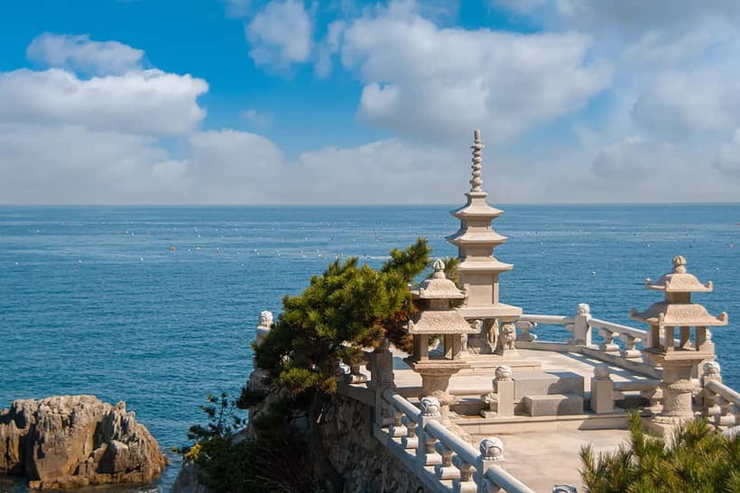 Busan: Max Out City Highlights Full-Day Tour - Oryukdo Skywalk: Glass Bridge Thrill Over the Cliffs