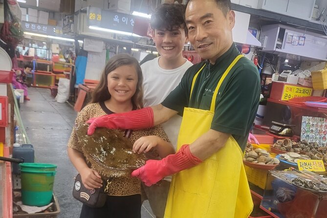 Busan Private Tour with an official tour guide - Gukje Market and Jagalchi Fish Market: seafood and street energy, without chaos