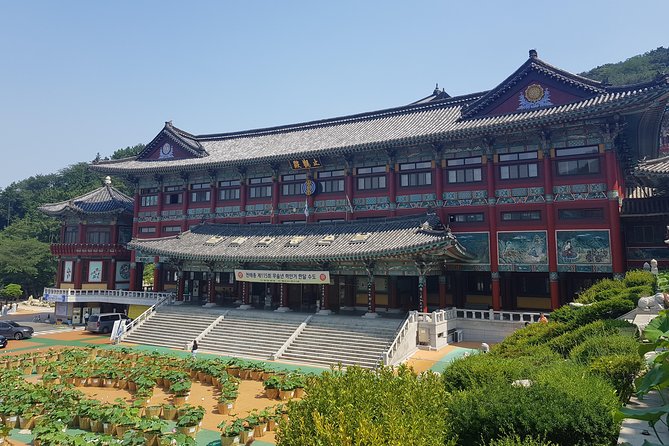 Busan Tour: Gamcheon Village & Haedong Yonggungsa Temple + Lunch - Lunch That Actually Fits the Day (Often Korean BBQ)