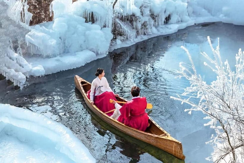Busan: Winter Healing Park and (Gyeongju/Daegu) One Day Tour - The Gyeongju Winter Route: Bulguksa, Gyochon, Hwangridan, Woljeong Bridge
