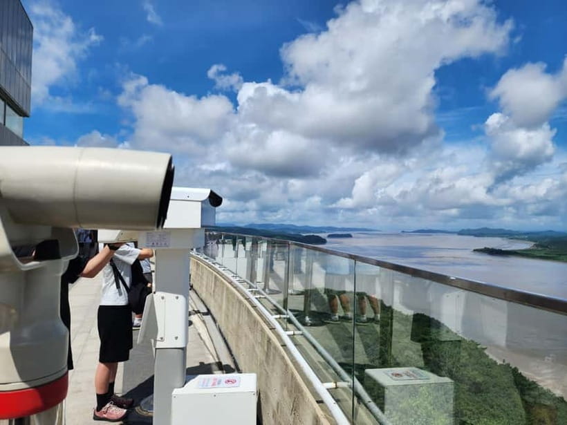 Closest Observatory to DMZ: North Korea View(Starbucks Tour) - The Starbucks stop is not random, it is part of the message