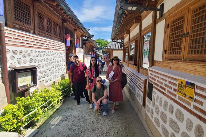 Deoksugung & Jeongdong-gil: A Walk in Korea's Rich Heritage - Pace, Timing, and What 3 Hours Really Means