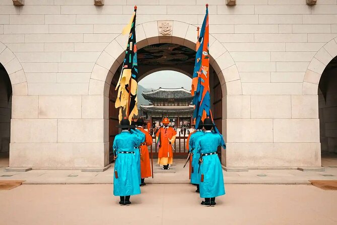 Discover Seoul: Local Life and History - Seoul City Hall: a free history primer that sets the stage