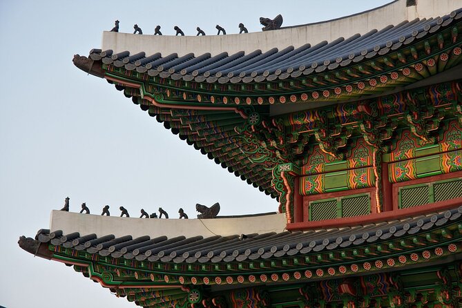 Discover Seoul: Local Life and History - Gwanghwamun Square and the Sejong and Yi Sunshin story stops