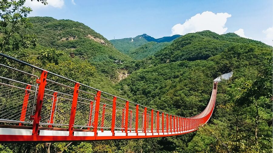 DMZ Insider Tour: 3rd Tunnel, NK Defector Meet & Red Bridge - 3rd Invasion Tunnel, where engineering turns into human scale