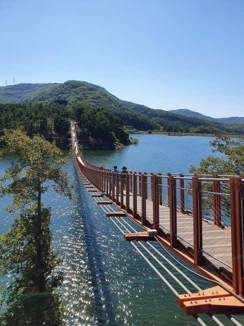 DMZ; NK Defector, 3rd Tunnel, Suspension Bridge,Hotel pickup - Why this DMZ day tour feels different from typical sightseeing