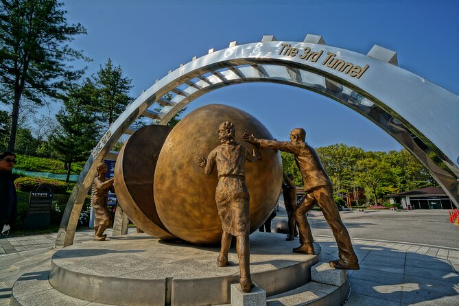 [DMZ Private Full day Tour] & The War Memorial include Lunch - The guide makes the difference, and it shows
