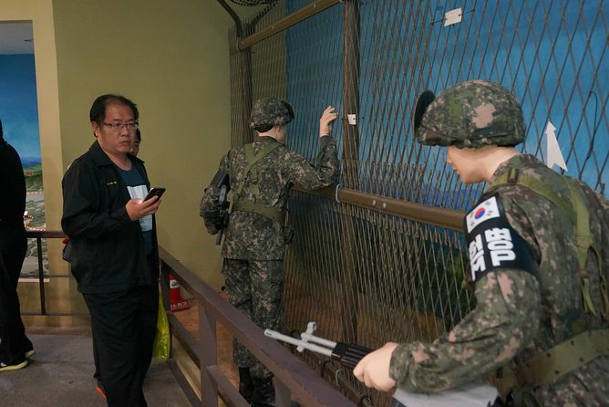 [DMZ Private Full day Tour] & The War Memorial include Lunch - The add-on bridge stop: Gamaksan or Majang Lake