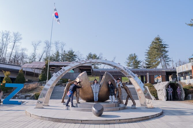 Exclusive Private DMZ Tour & War Memorial Hall or Suspension Bridge(No Shopping) - Key things I’d zero in on