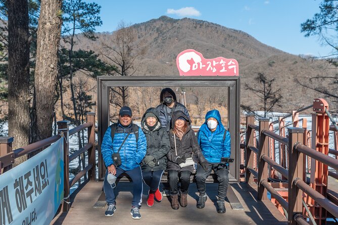Exclusive Private DMZ Tour & War Memorial Hall or Suspension Bridge(No Shopping) - The Seoul start: Imjingak Pyeonghoa-Nuri Park and your DMZ staging area