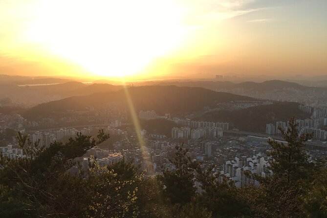 Fortress Night Hike & Snack at a Local Market - Market snack time: what makes it worth your appetite