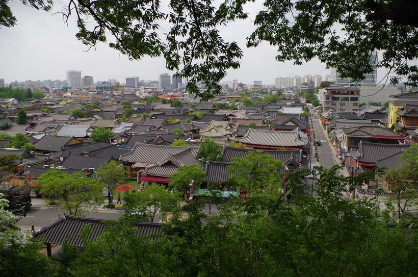 From Seoul: 5-Day Tour of Korea with UNESCO Sites - Day 2: Gwangju’s May 18 memorial, Suncheon Bay Garden, and Admiral Yi in Yeosu