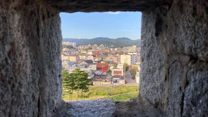 From Seoul: Starfield Library, Hwaseong, Gwangmyeong Cave - Seoul to Suwon in one smooth 7-hour plan