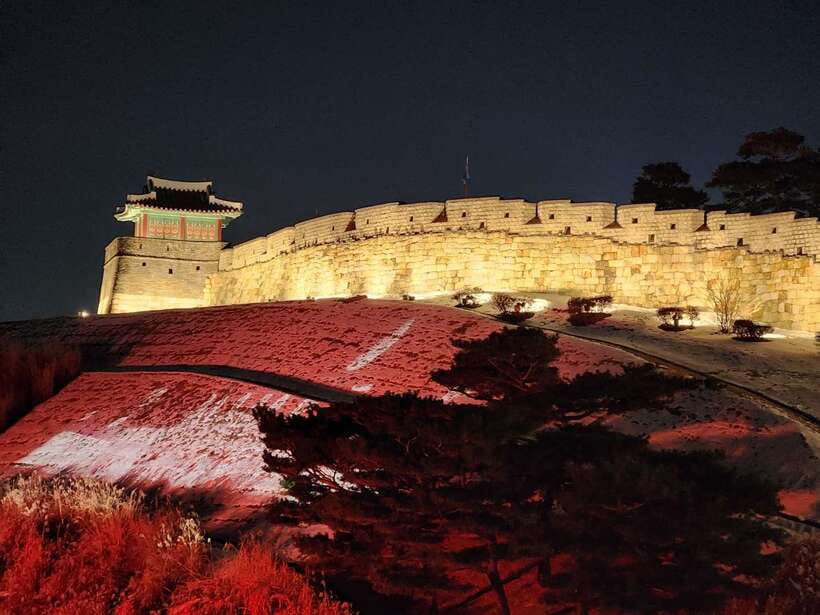 From Seoul: Suwon Hwaseong Fortress Night Tour - Haenggung-dong and Haengnidan-gil After the Walls
