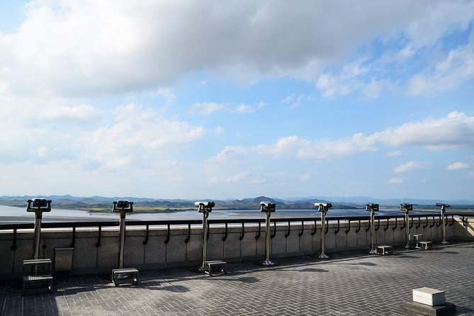 Glimpse into North Korea in 4 hours' layover tour - A quick look at North Korea from Incheon, with time to spare