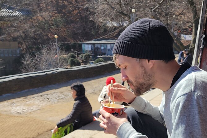 Gwanaksan Hike & Old Buddhist Temple Visit (Lunch inclusive) - Stop 2: Seoul National University, a campus look without a long detour