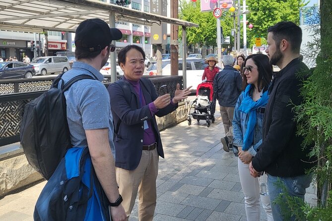 Gwangjang market Netflix Food Walking Tour with Insadong - Gwangjang Market: Snacks, Textiles, and a Market That Lasts