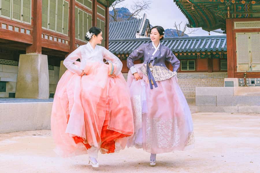 Gyeongbokgung Hanbok Experience at hanboknam - Hairstyling and Accessories: Free Styling, Optional Finishing Touches