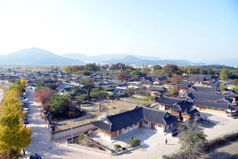 Gyeongju: Private Car Charter Taxi Tour - Key things you will notice right away