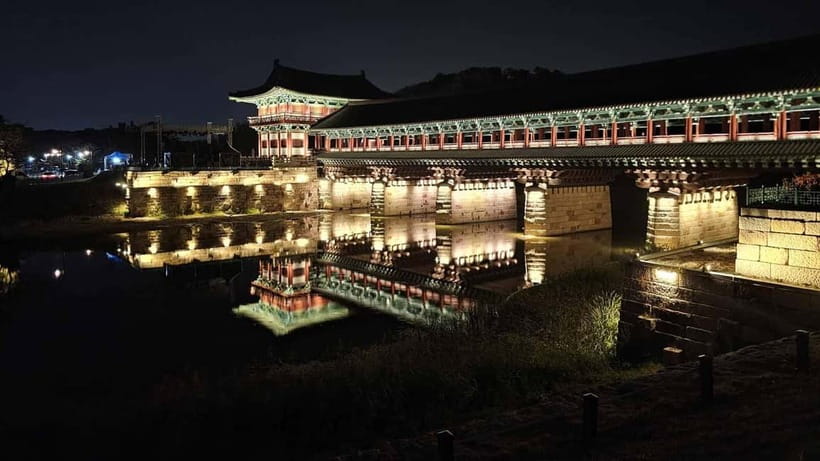 Gyeongju: Private Car Charter Taxi Tour - Add the old village and views: 6 hours with Kyochon Village and Woljeonggyo