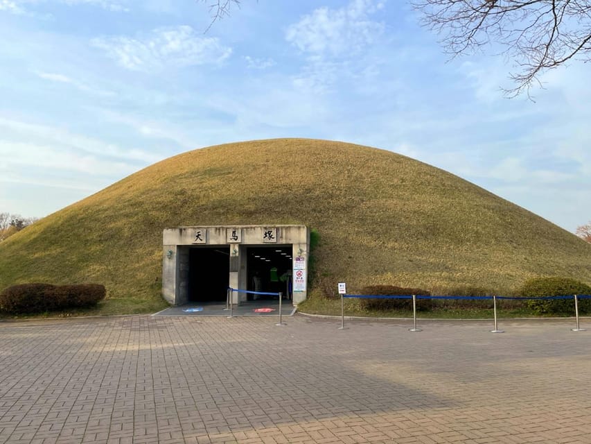 Gyeongju: UNESCO Highlights Tour with Guide and Ticket - Lunch Is On Your Own, So Use the Time Well