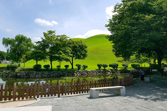Gyeongju UNESCO World Heritage Sites and History Full-Day Tour with Lunch - Gyeongju’s UNESCO hits, packed into one day
