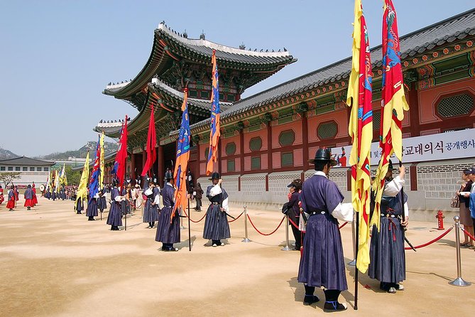 Half day Morning Seoul City Tour(Temple & Gyeongbok Palace) - Blue House Pass-By: What You Can See and Why It Might Change