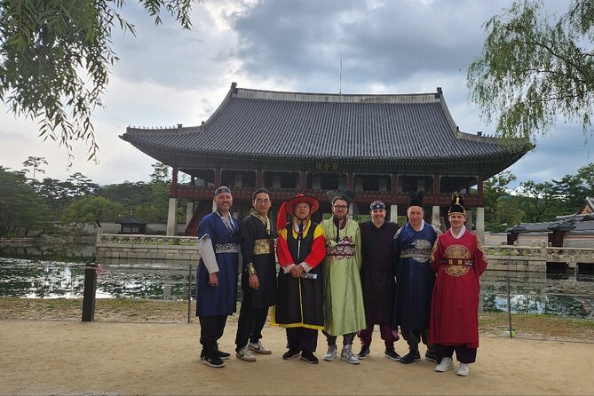 Half day Morning Seoul City Tour(Temple & Gyeongbok Palace) - Cheongha Korea Ginseng Museum: Useful Context, Mixed Shopping Time