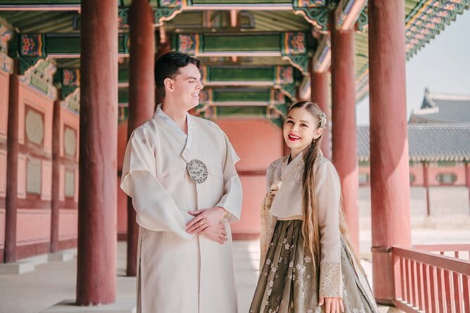 Hanbok Photoshoot and History Tour at Gyeongbokgung Palace - Key highlights you will feel on the day